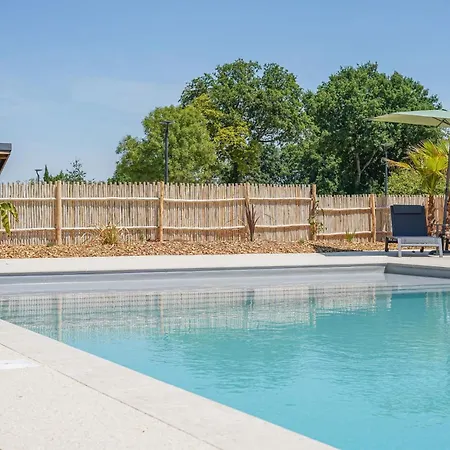 Casa de Férias N°7, Piscine Commune, 2 Nesmy